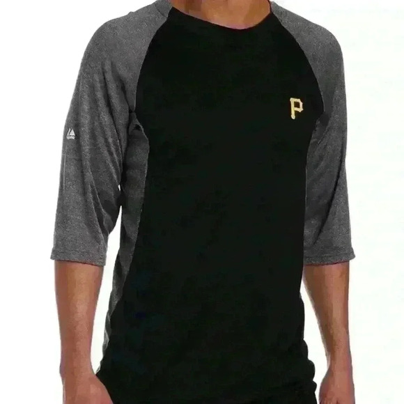 Pittsburgh Pirates Andrew McCutchen Jersey 3/4 Sleeve Featherweight Tech Size M - Picture 3 of 7